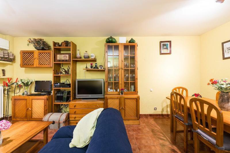 Vivienda Familiar Con Jardin Junto A Ifema Leilighet Madrid Eksteriør bilde