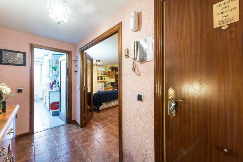Vivienda Familiar Con Jardin Junto A Ifema Leilighet Madrid Eksteriør bilde